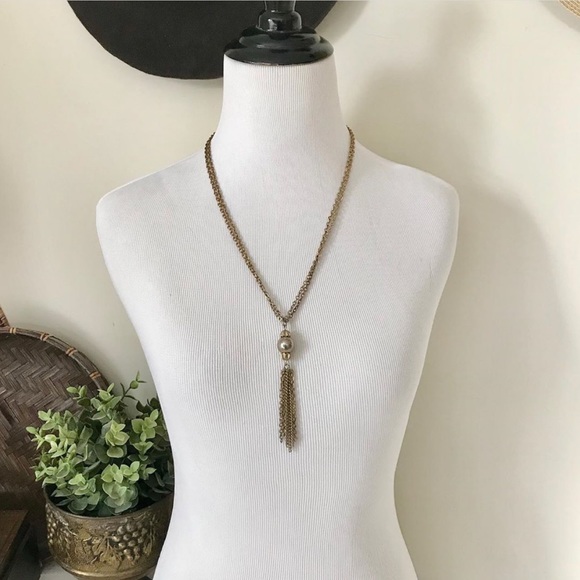 Beautiful Vintage Gold Chain Tassel Necklace - Picture 1 of 7